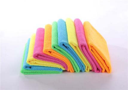 What Does a Microfiber Cleaning Cloth Manufacturer Do?