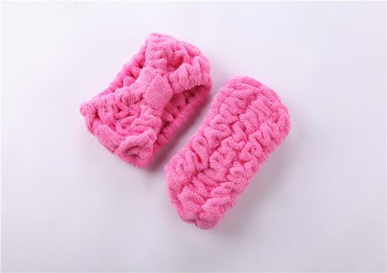 Microfiber Cloth Manufacturers vs Trading Companies: Key Differences